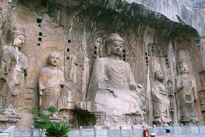 Luoyang Longmen & Shaolin privat dagstur från Xian med HSR tåg