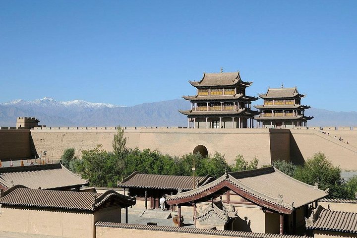 Excursion privée d'une journée: le col de Jiayuguan, la grande muraille surplombante, la tombe Wei et Jin