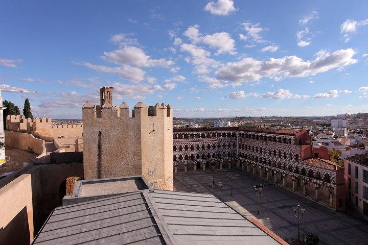 Privat tur: Evora, Elvas och Badajoz (Spanien) dagstur från Lissabon