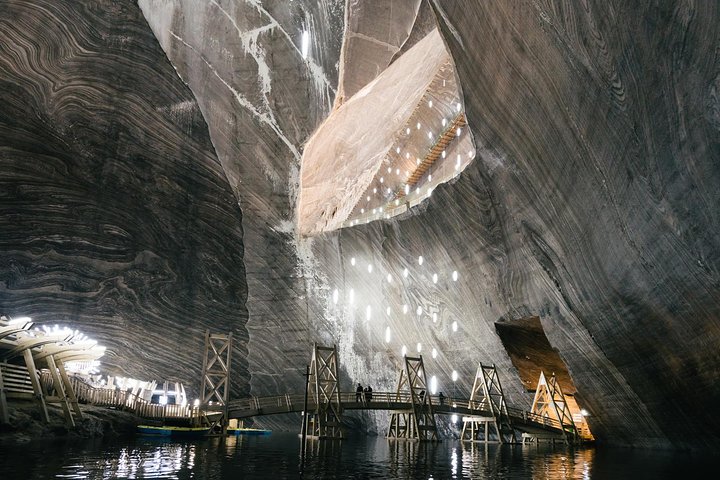 Visite automatique d'une journée à la mine de sel de Turda depuis Oradea