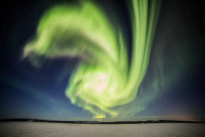 Excursión para grupos pequeños para fotografiar la aurora boreal en Rovaniemi