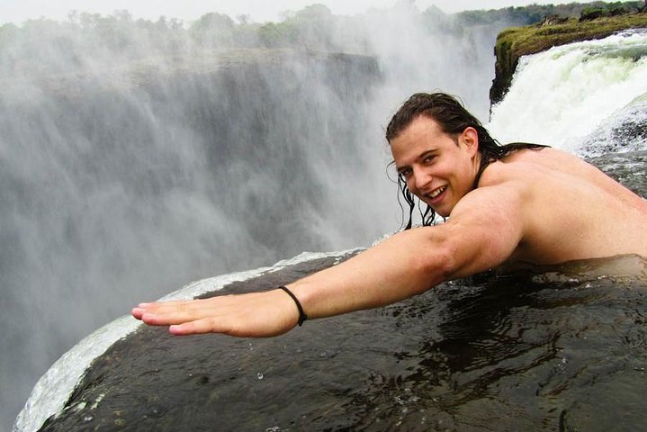 Small Group Devil's Pool and Livingstone Island Tour
