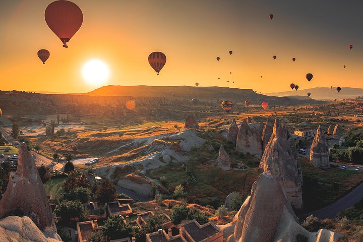 2-tägige private Kappadokien-Tour von Istanbul mit Inlandsflug