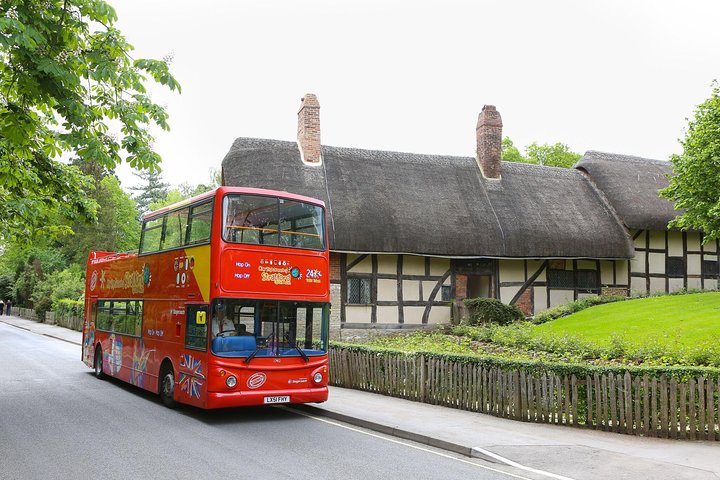 Stratford-upon-Avon hop-on hop-off bustour door de stad