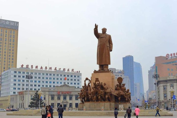 4-timers privat tur til Shenyang Zhongshan Square og Xingshun Night Market