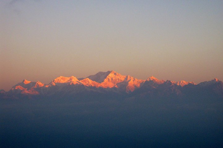 Transferência privada de hotéis de Darjeeling para o aeroporto de Bagdogra IXB Drop