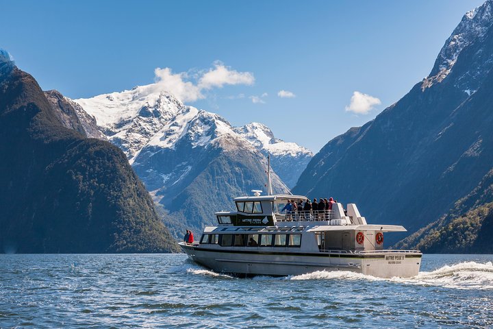 Milford Sound Coach, Cruise en Flight Sightseeing Tour vanuit Queenstown