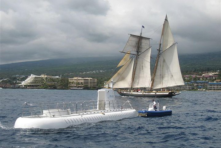 Big Island : Sous-marin Atlantis au départ de Kona Beach