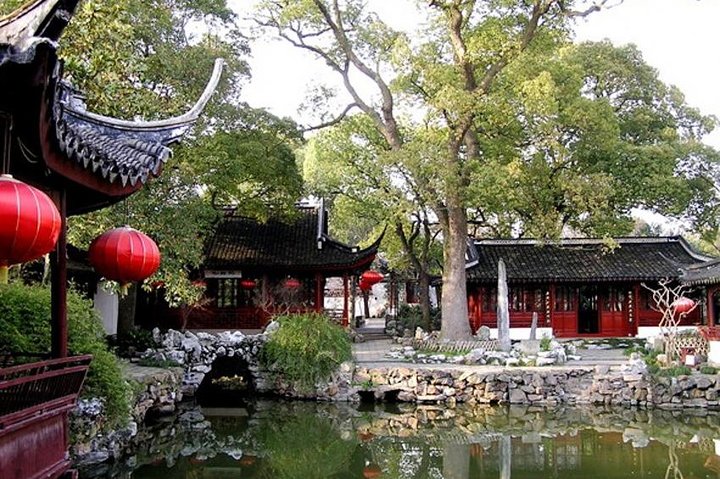 4-stündige private Shanghai Stadtrundfahrt mit alten und neuen Highlights