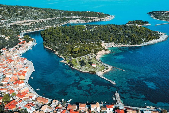 Paxos Antipaxos Blue Caves Cruise fra Korfu