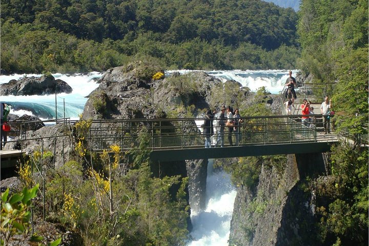 Helgedagstur til Osorno-vulkanen og Petrohue Falls