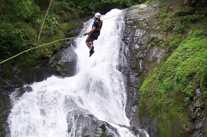 Ultimate Waterfall Zipline : 18 Zeilen über 11 Fälle in der Nähe von Jaco