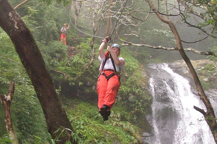 Mega Zipline Tour over 11 fosser fra Guanacaste