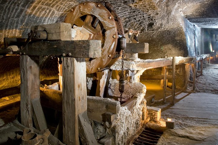 Wieliczka Salt Mine Guided Tour from Krakow with Pickup Options