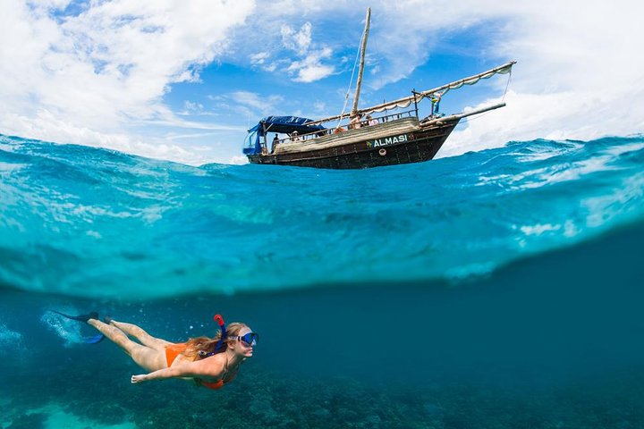 PILLI PIPA DHOW, el producto genuino, tour de snorkel al Parque Marino Kisite