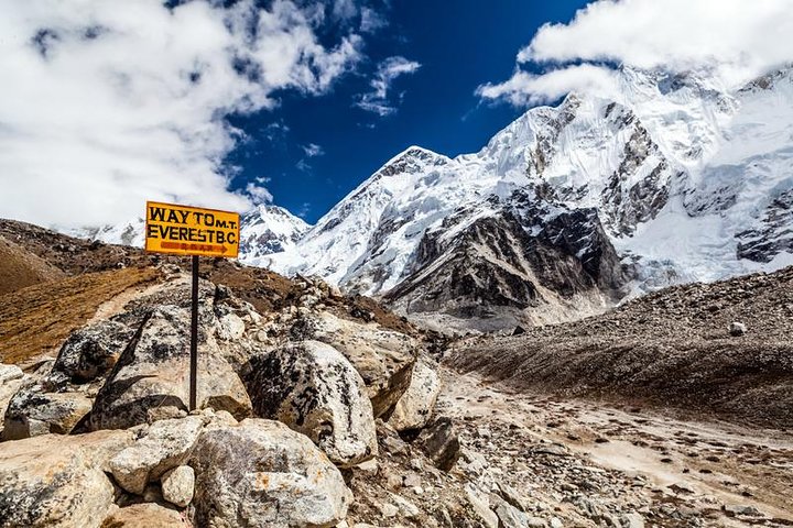 Erfahrung von Everest Base Camp Trek mit 5-Sterne-Unterkunft in Kathmandu
