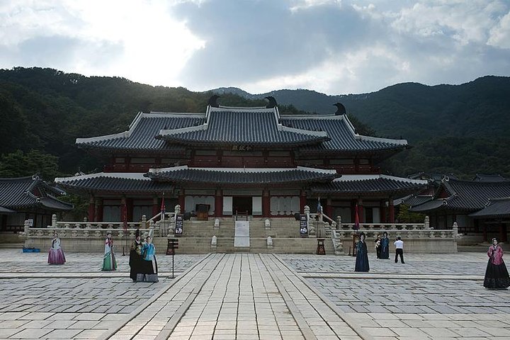 Excursión de un día a Yongin Daejanggeum y Korean Folk Village desde Seúl