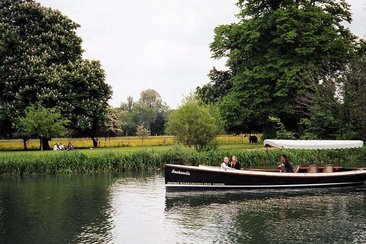 Oxford Sightseeing River Cruise langs de University Regatta Course