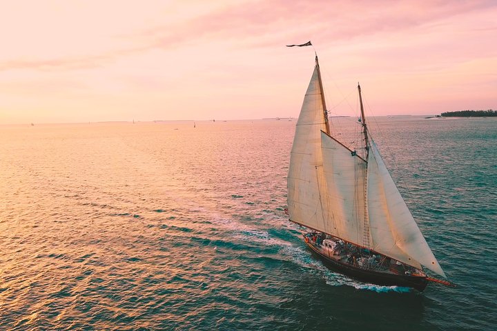 Navigazione su Historic Schooner Yacht a Salem, MA