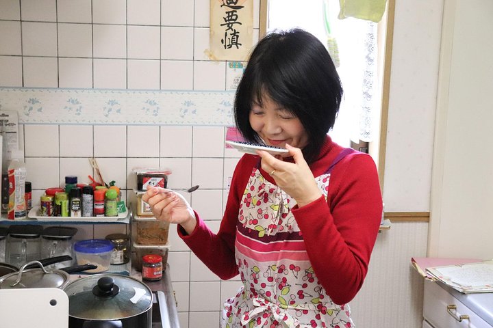 Privat japansk husmanskostkurs i Kyoto med Michiyo