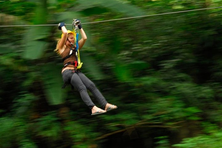 Stand Up Paddle Board of Kayak and Extreme Zipline Adventure van Panajachel