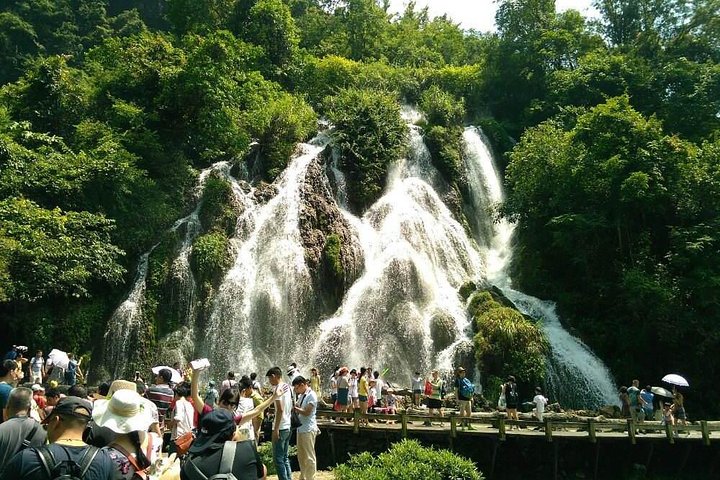 Privat 5-dagers Guizhou-tur inkludert Huangguoshu-fossen og Xijiang