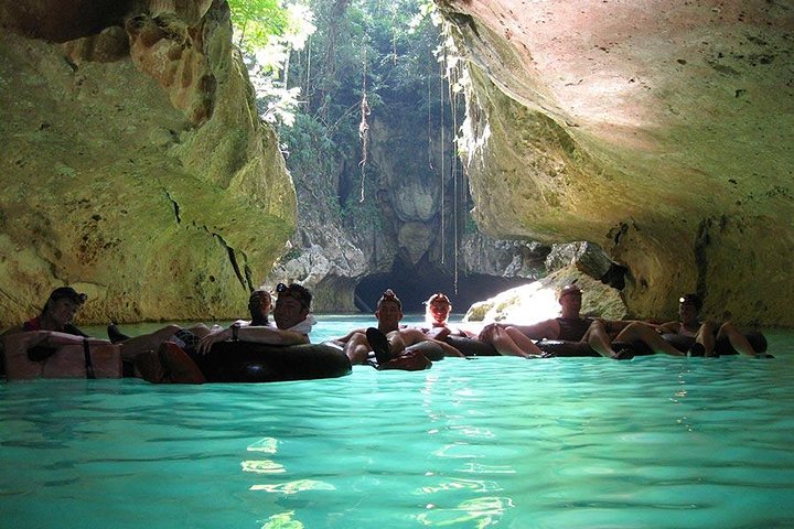 Excursão de limusine com atividade tripla - ruínas de Altun Ha, tubulação de cavernas e tirolesa