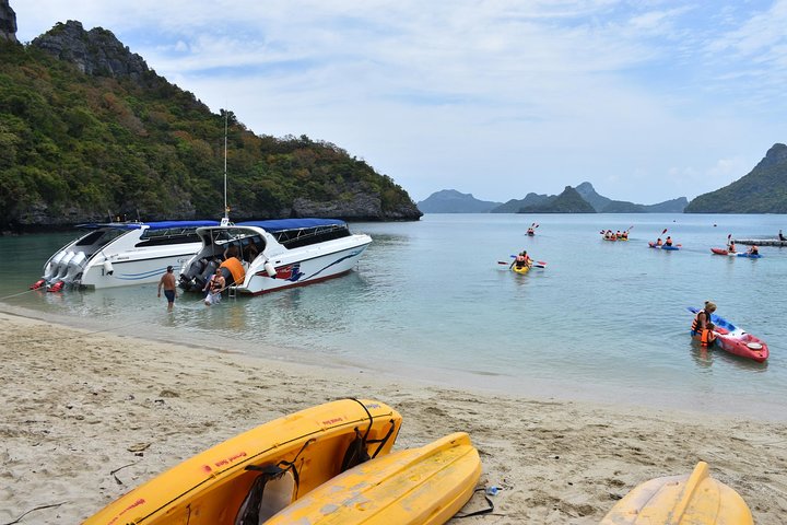 Snorkel y Kayak Viaje al Parque Marino Angthong en lancha rápida desde Koh Phangan