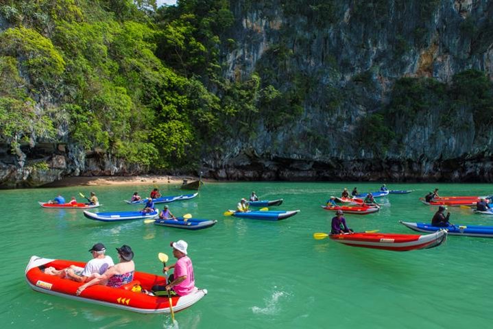 Fantastisk Phang Nga Bay-dagstur med kajaksejlads og snorkling