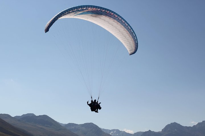 Davos Voo Absolutamente Livre Parapente Vôo Tandem 1.000 Metros de Altura