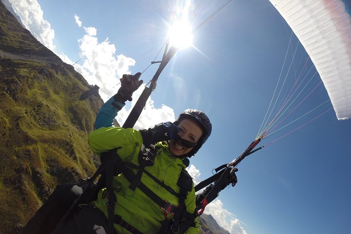 Davos Voo Absolutamente Livre Parapente Vôo Tandem 1.000 Metros de Altura