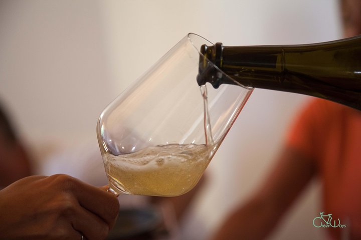 E-sykkel tur i nærheten av Assisi med vinsmaking og vingård lunsj