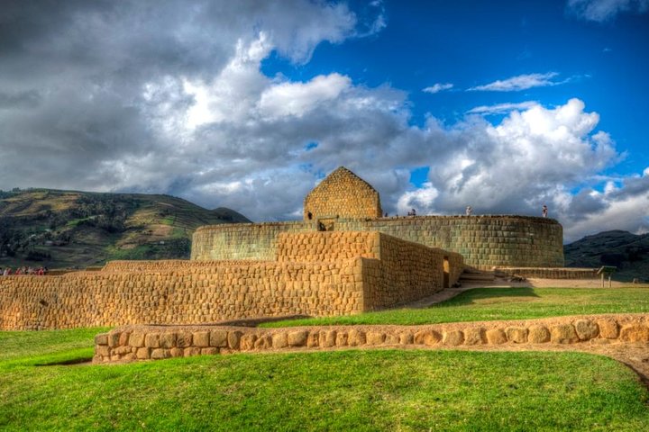 Excursión de un día completo, sitio arqueológico de Ingapirca y cara de la montaña Inca desde Cuenca