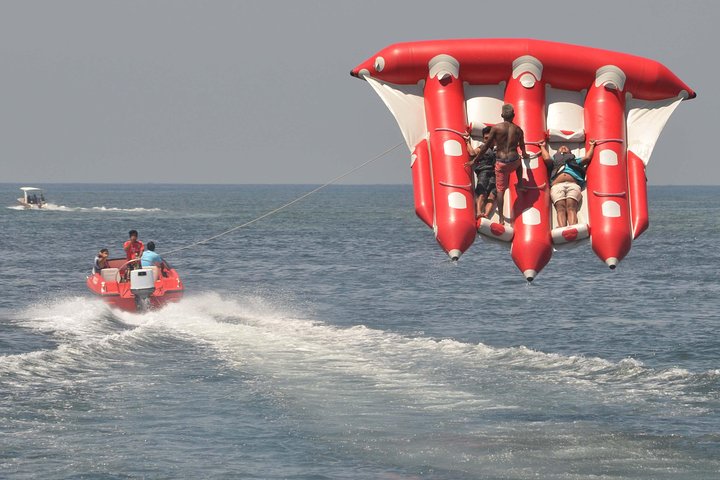 Privat bil charter på Bali med en engelsktalende sjåfør