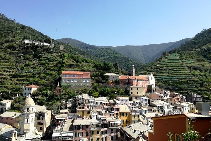 The Best of Cinque Terre Small Group Tour fra Lucca