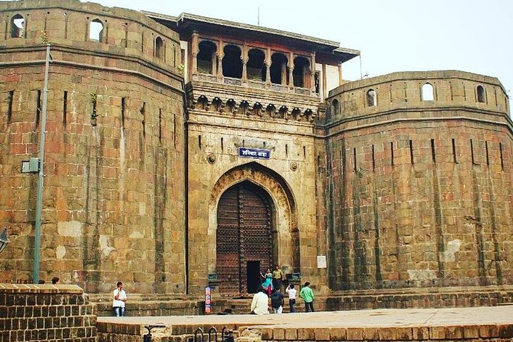 Geführte Highlights der Pune Car Tour mit einem Einheimischen (4 Stunden Sightseeing im AC Car)