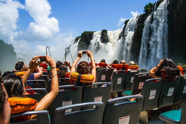 Iguazu Falls Tour, boottocht, trein en Safari Truck