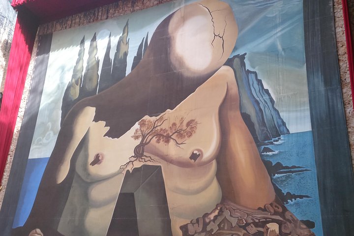 Dalí-museum en Costa Brava-tour met kleine groepen vanuit Girona