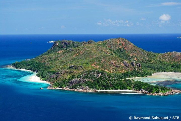 Full Day Excursion of Cousin, Curieuse and St Pierre Islands from Praslin Island