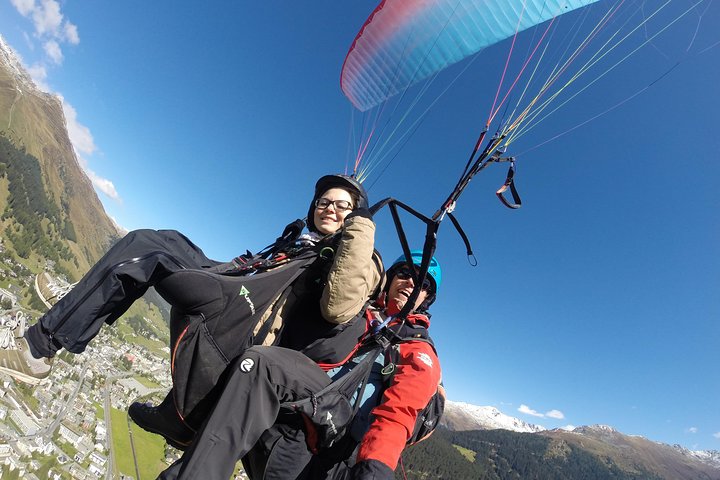 Davos Voo Absolutamente Livre Parapente Vôo Tandem 1.000 Metros de Altura