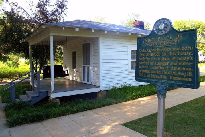 Elvis Presley Birthplace Park i Tupelo med transport från Memphis