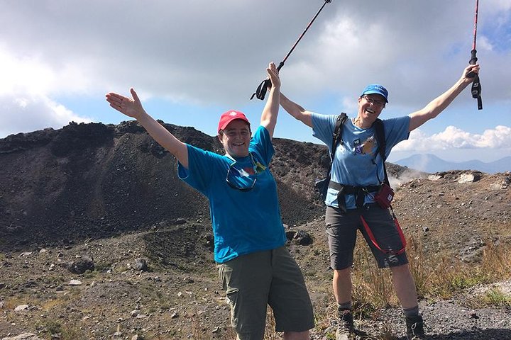 Private Wanderung zu den aktiven Vulkanen Izalco und Cerro Verde. 2 Vulkane an einem Tag!