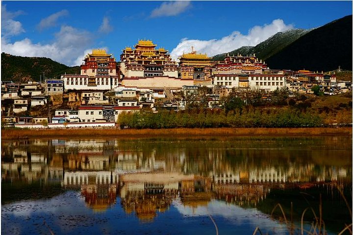 Privater Tagesausflug nach Shangri-La mit Besuch einer tibetischen Familie