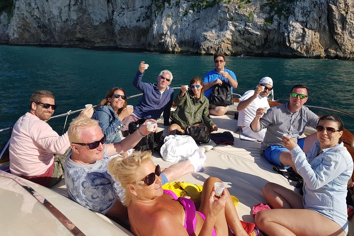 Da Sorrento : Positano & Costiera Amalfitana Tour in barca con pick up