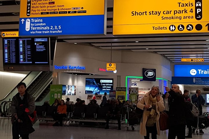 スタンステッド空港からロンドン中心部への共有サービス