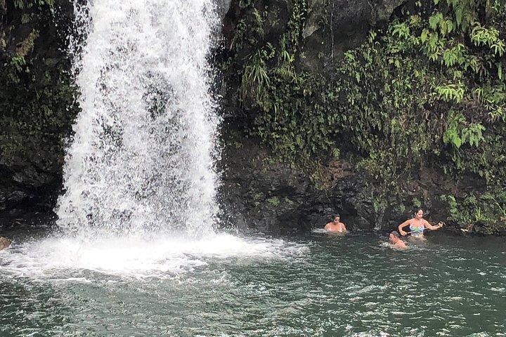 Abenteuertour auf der Straße nach Hana in kleiner Gruppe mit Abholung und Mittagessen