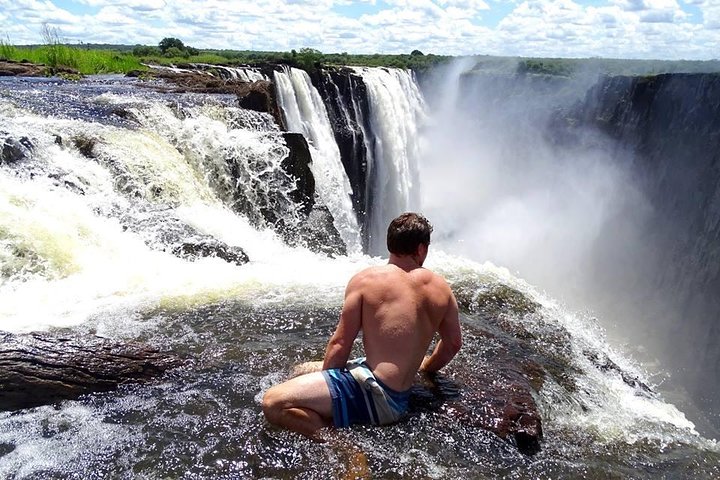 Small Group Devil's Pool and Livingstone Island Tour