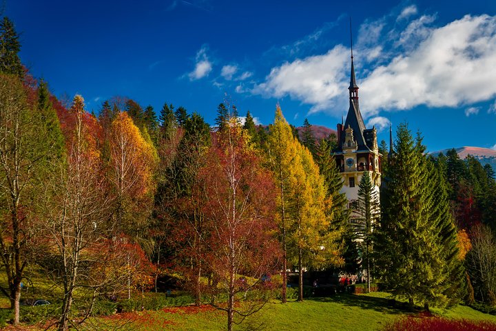 Small-Group Day Trip to Dracula's Castle, Brasov and Peles Castle