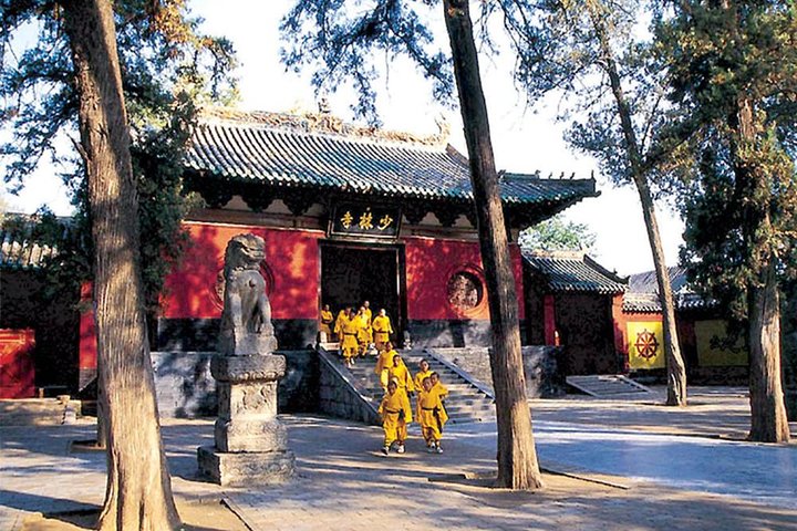 Luoyang Longmen & Shaolin privat dagstur från Xian med HSR tåg