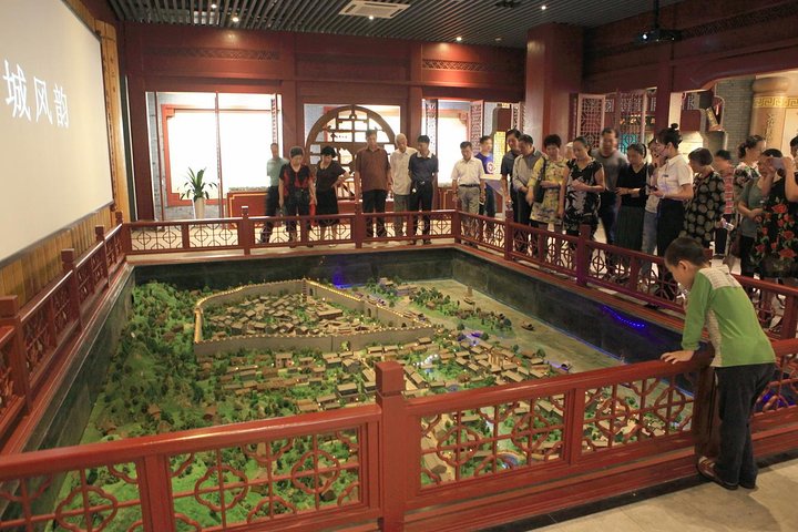 Shanghai-Tagestour mit Yuyuan Garden und Huangpu River Cruise